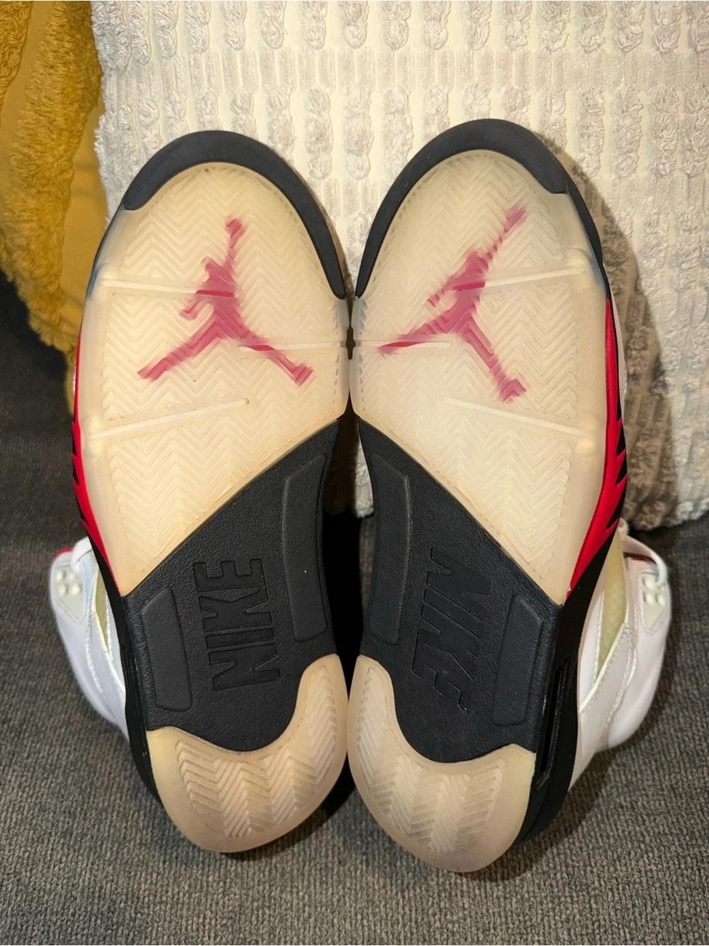 Jordan 5 Retro ‘Fire Red Silver Tongue’ Size 8M